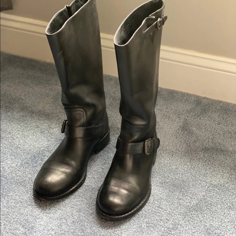 Bottega Veneta Leather Boots